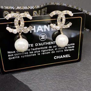 💎✨AUTHENTIC✨💎 CHANEL earrings